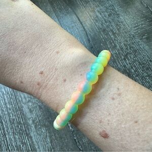 Lokai Silicone Bead Bracelet – Rainbow Tie-Dye / Multi-Color
